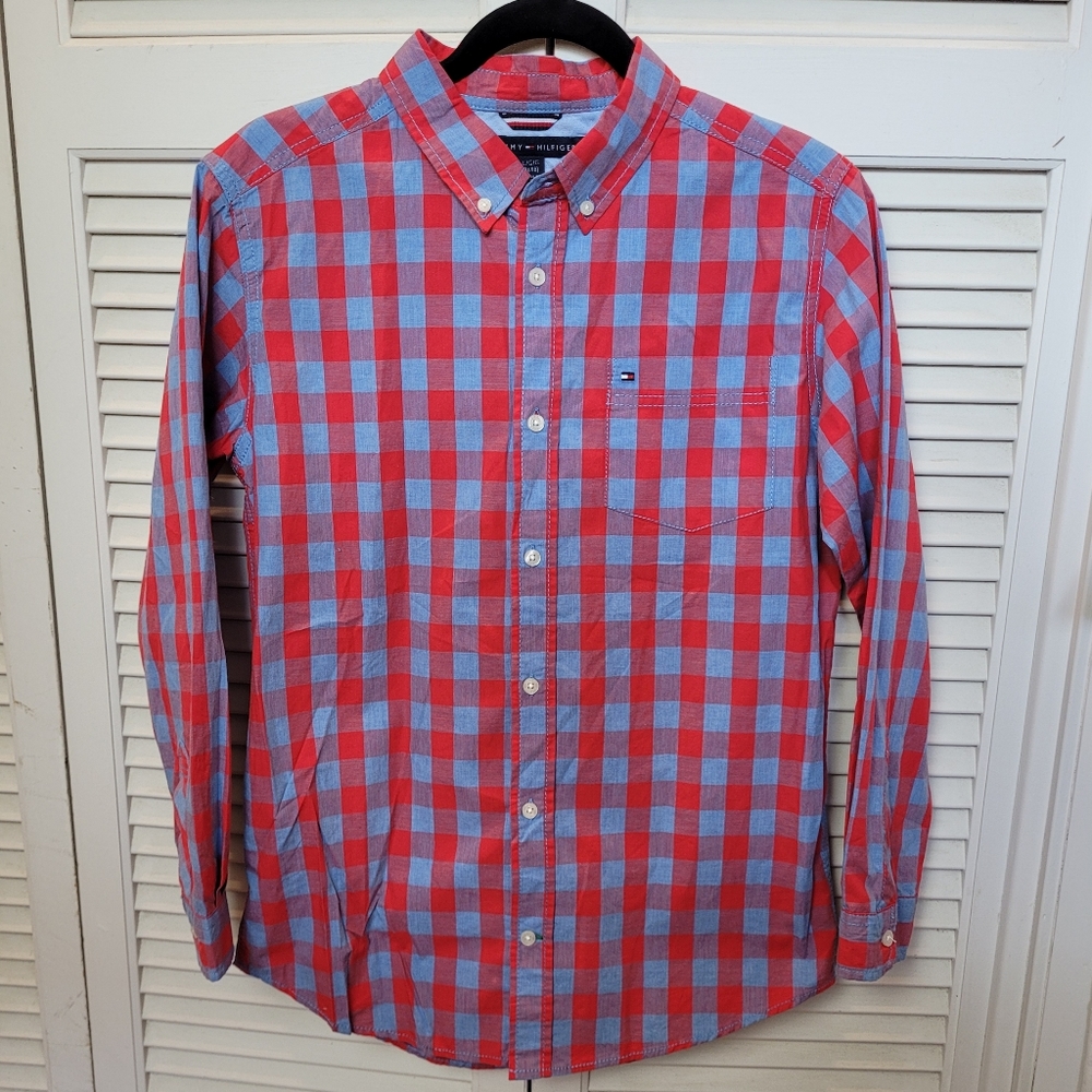 Tommy Hilfiger long-sleeve button-down shirt